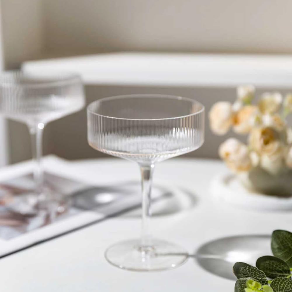 Set of 4 9 oz Coupe Cocktail Glasses G650340