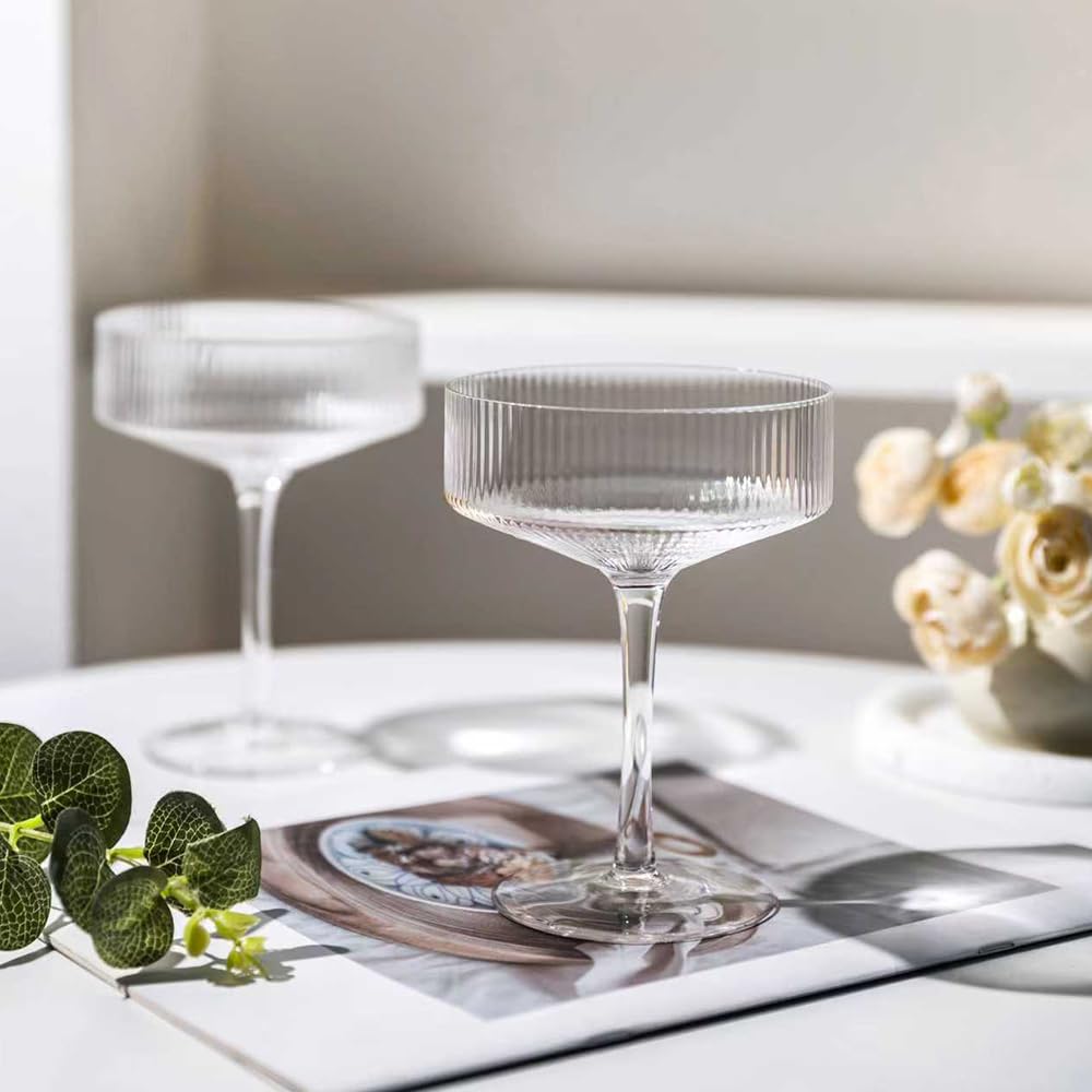Set of 4 9 oz Coupe Cocktail Glasses G650340