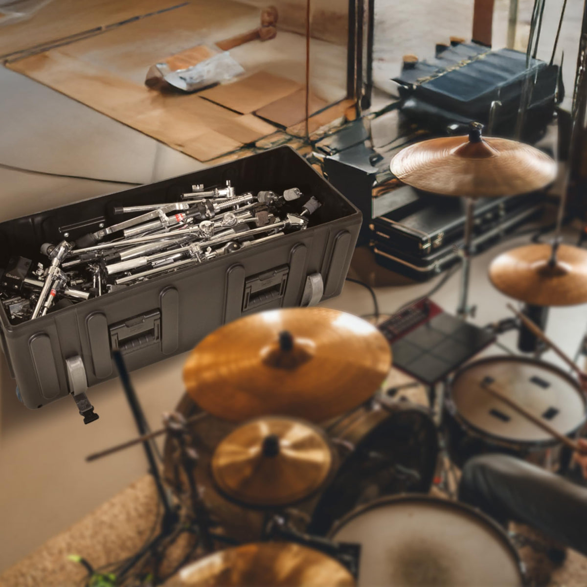Large Drum Hardware Case with Handle & Wheels J965385