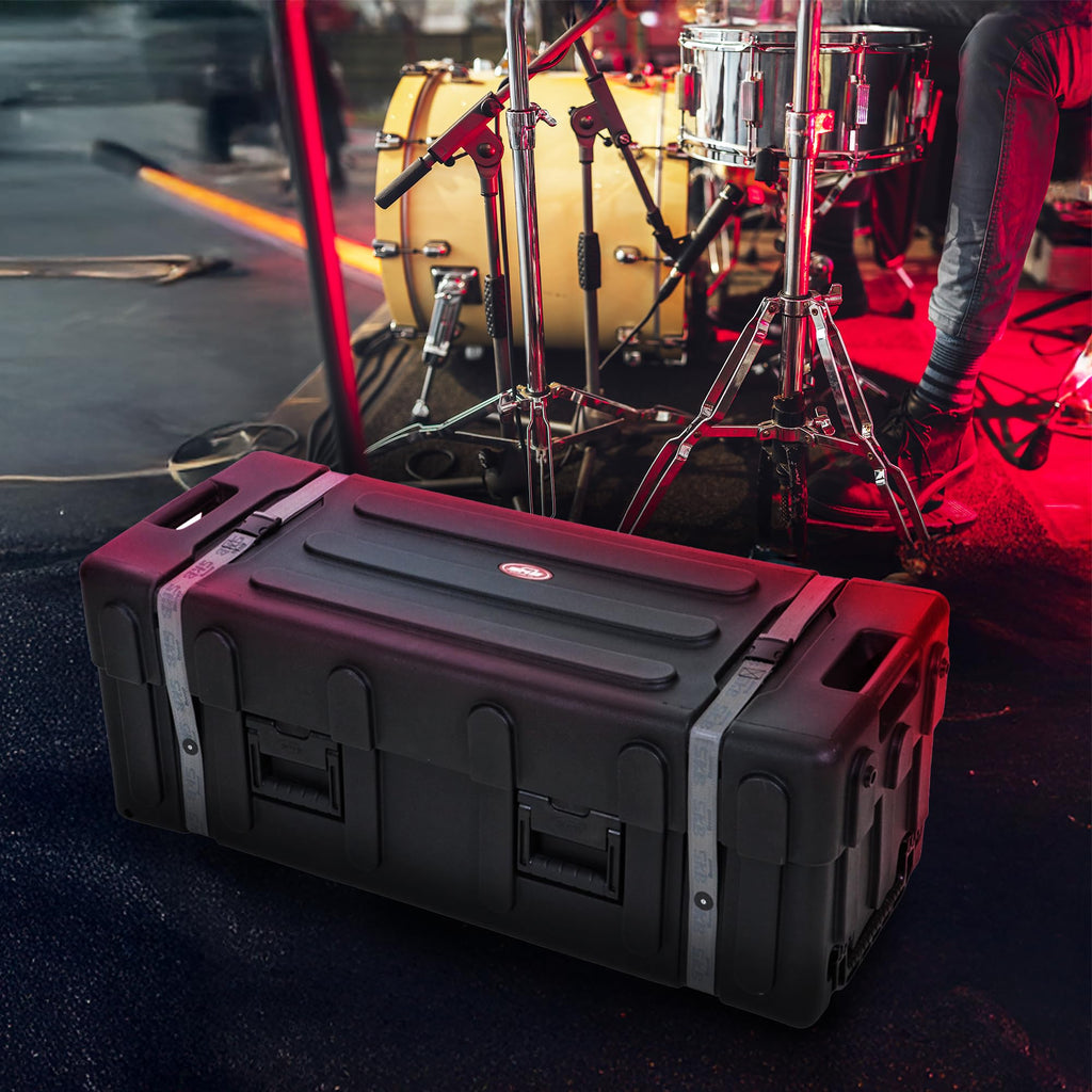 Large Drum Hardware Case with Handle & Wheels J965385